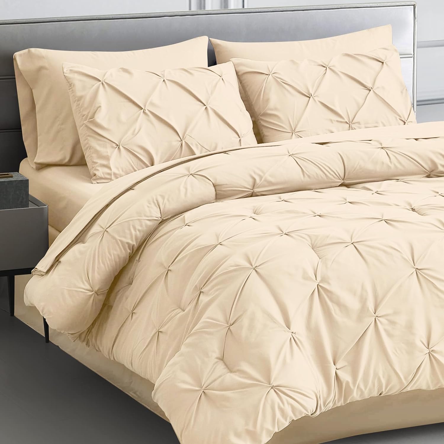 Light Yellow Pin-tuck Duvet Cover