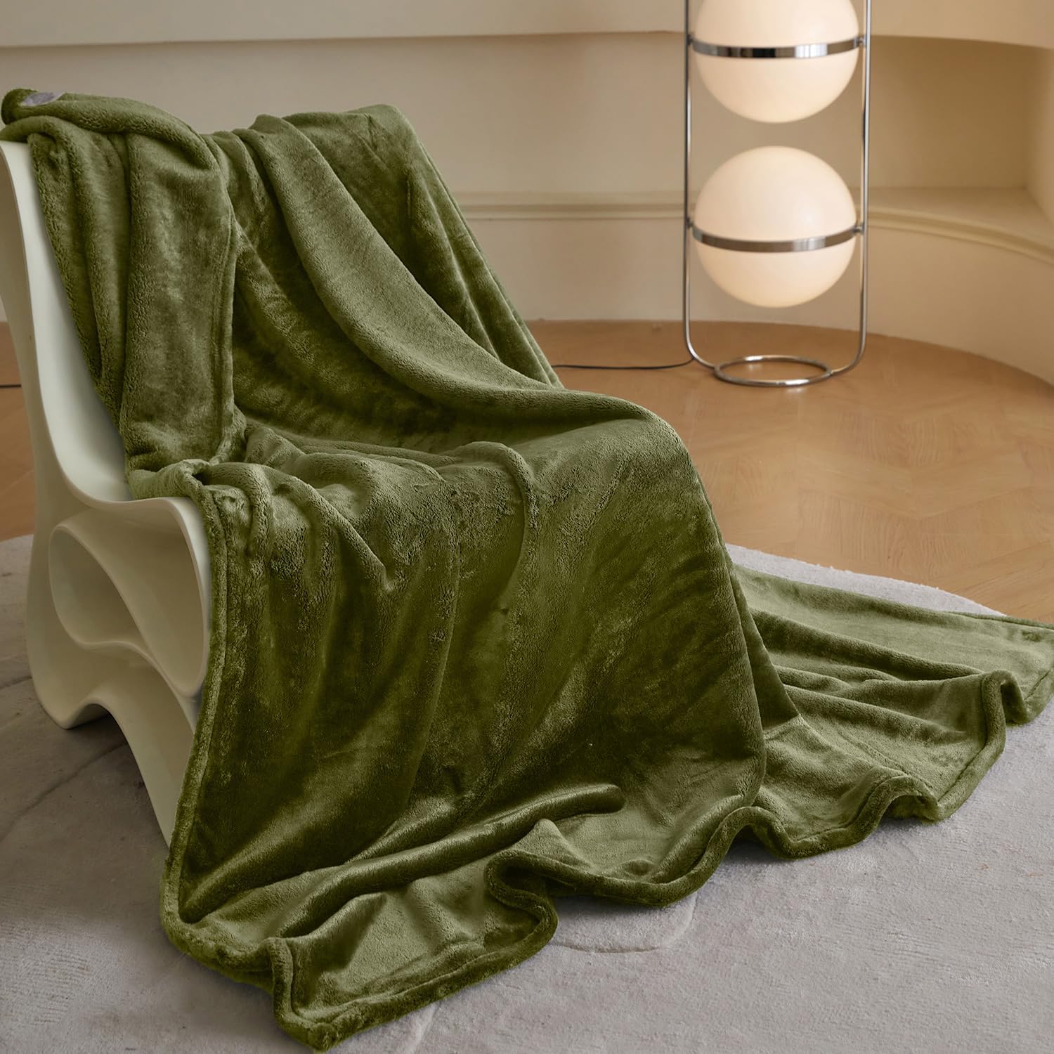 Olive Green Fleece Blanket with Pillowcases
