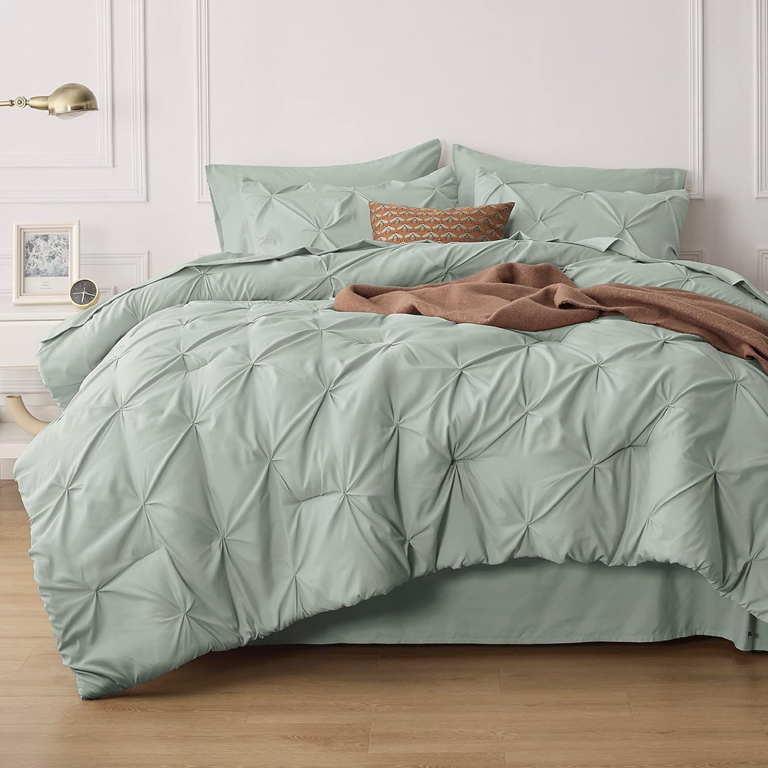 Sage Green Pin-tuck Duvet Cover