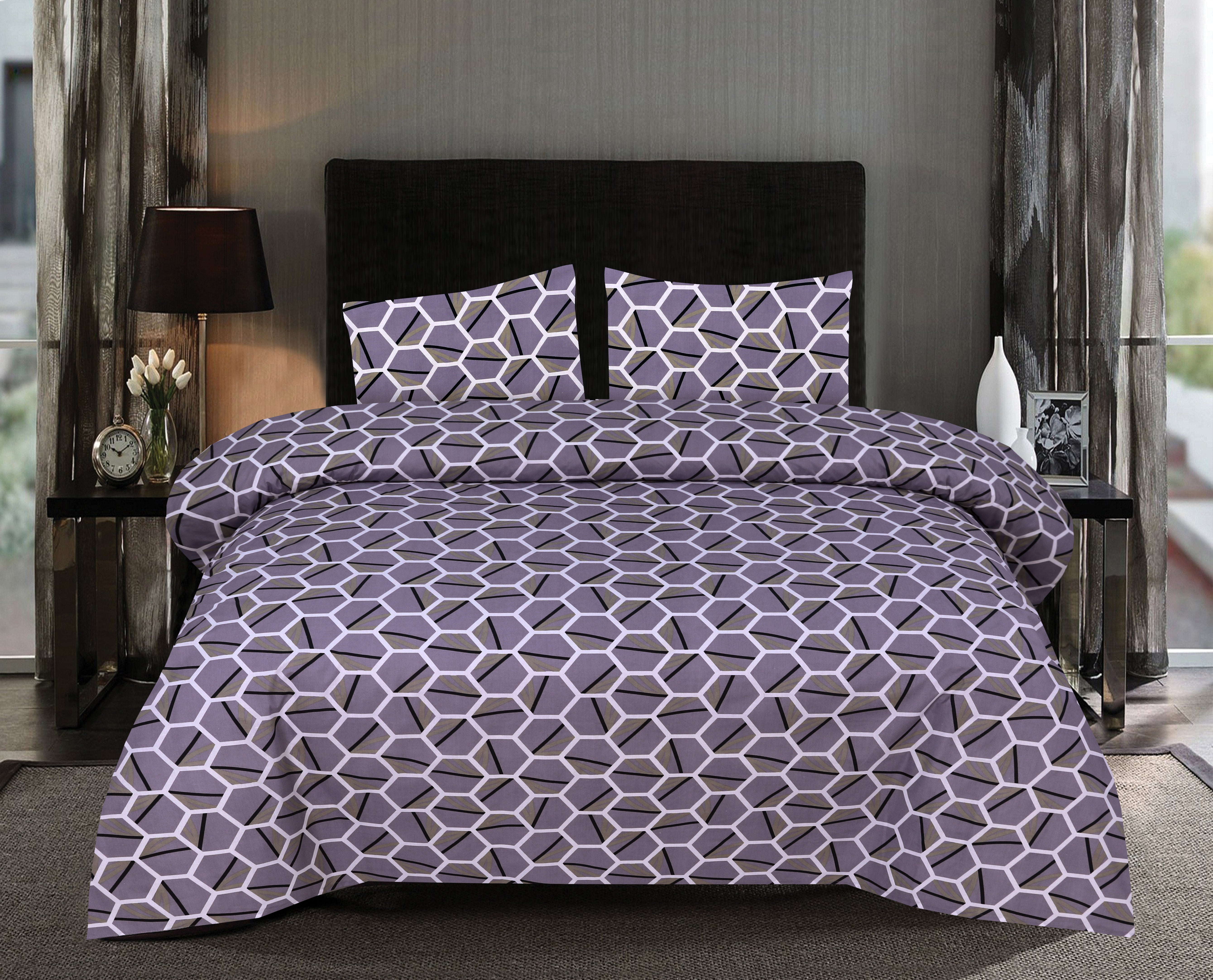 Hexagon Patterned Bed Set