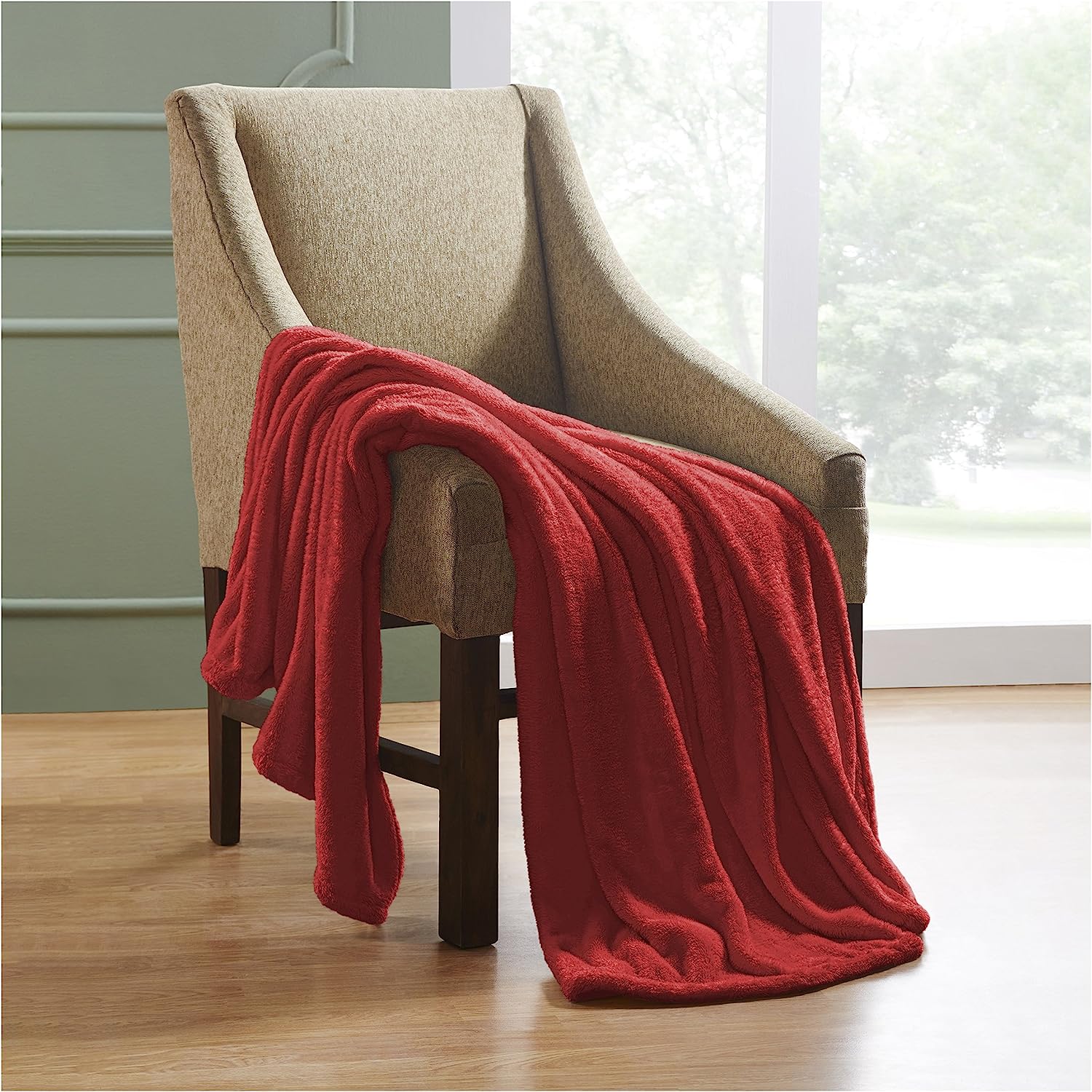 Red Fleece Blanket with Pillow Cases